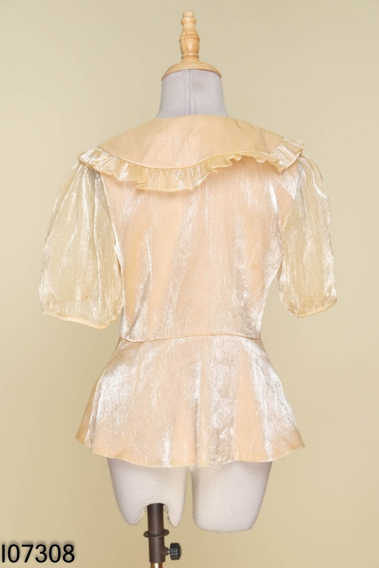 Áo sơ mi chiffon bóng be