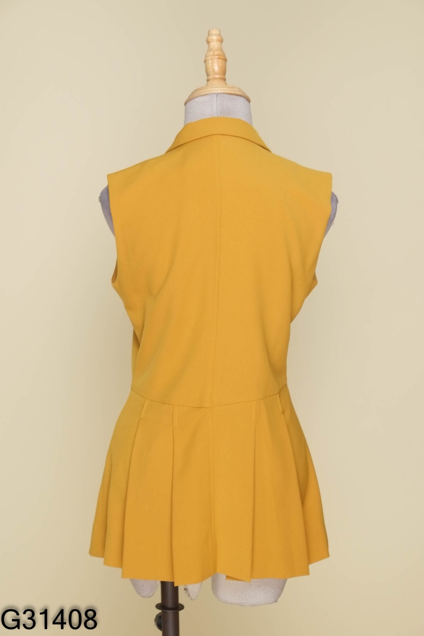 Áo gile vàng S.PEARL cổ vest