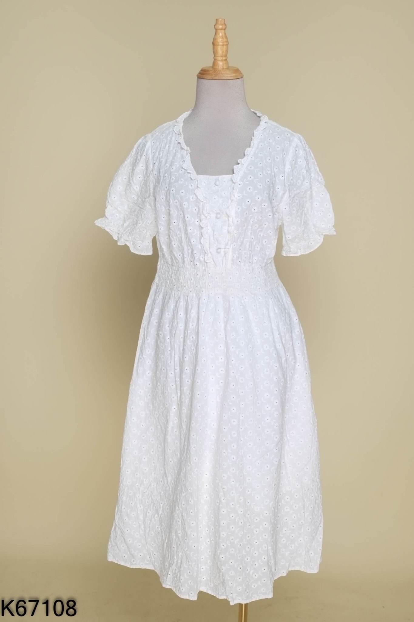 Váy linen trắng eo chun