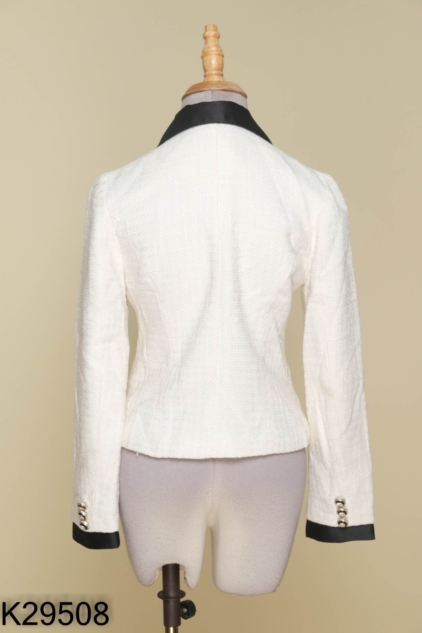 Áo MYAN dạ tweed be đính nơ đen