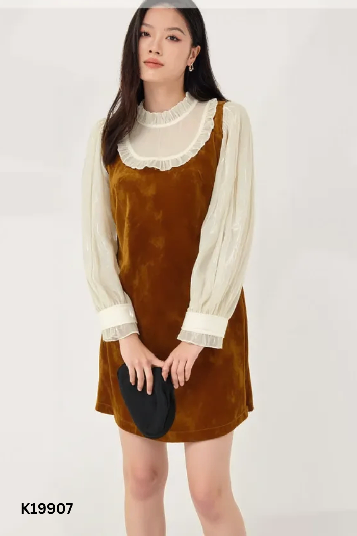 Váy nhung nâu nhỡ phối voan be
