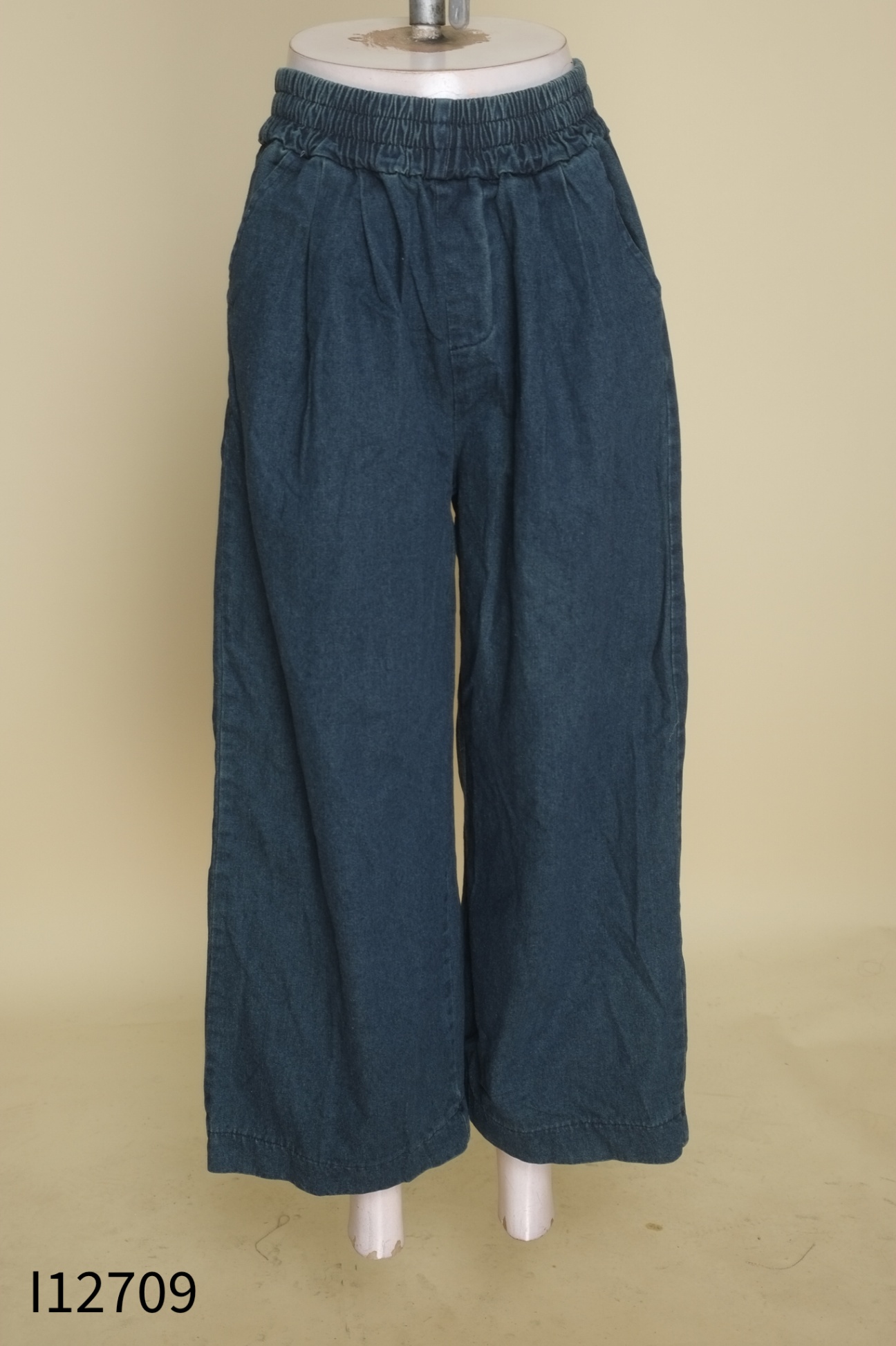 Quần culotte jean xanh