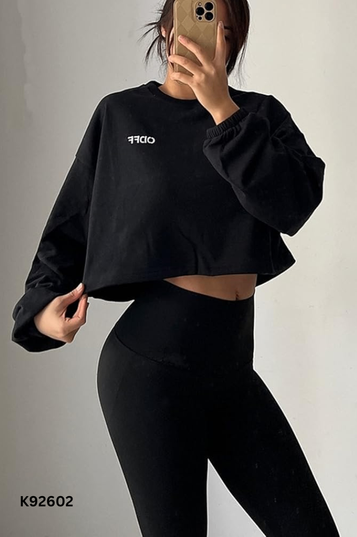 NEWTAG Áo nỉ đen croptop