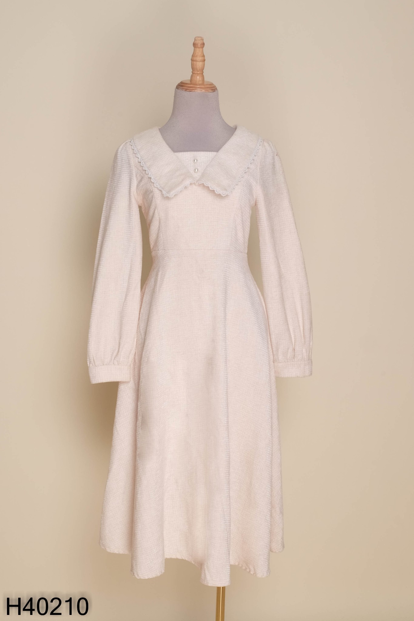 Váy dạ tweed be cúc ngọc