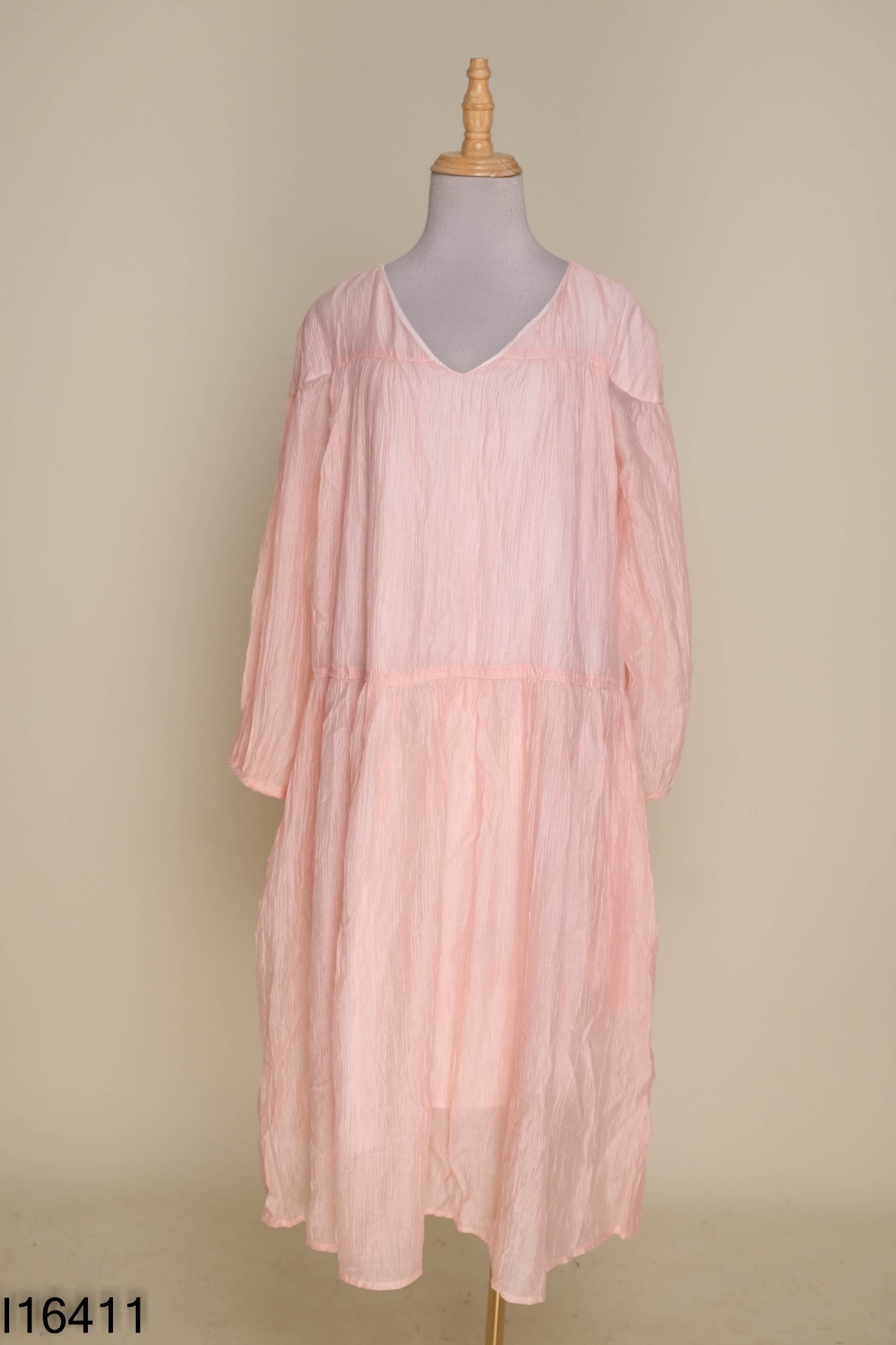 Váy babydoll tơ hồng