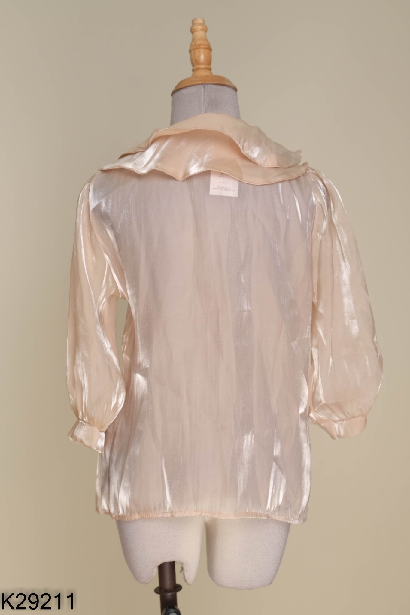 Áo organza be cổ sen