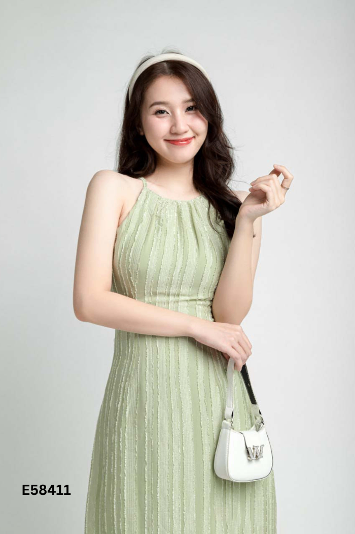 Váy voan xanh bông cổ yếm
