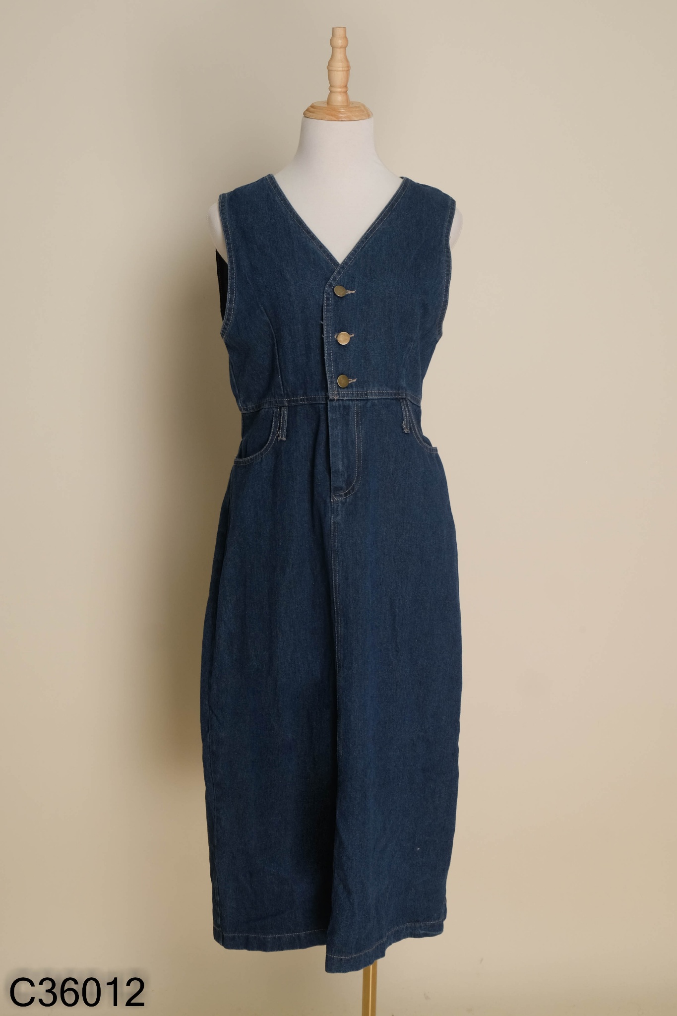 Váy sát nách jeans xanh phối cúc