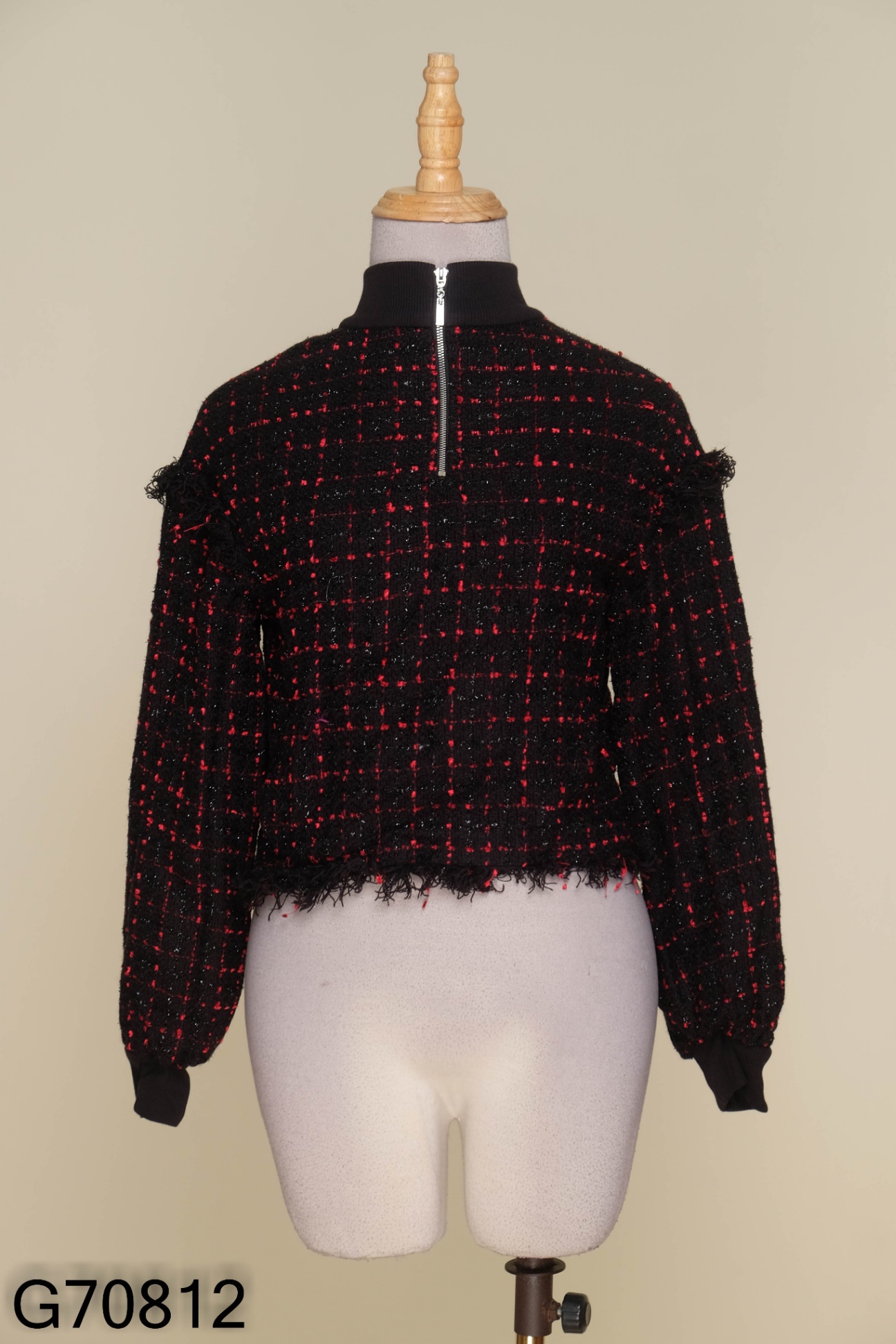 Áo dạ tweed đen phối đỏ