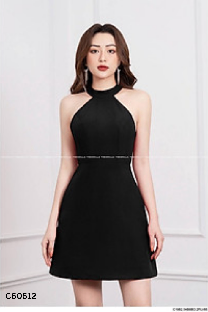 Váy THE SHILLA đen cổ yếm