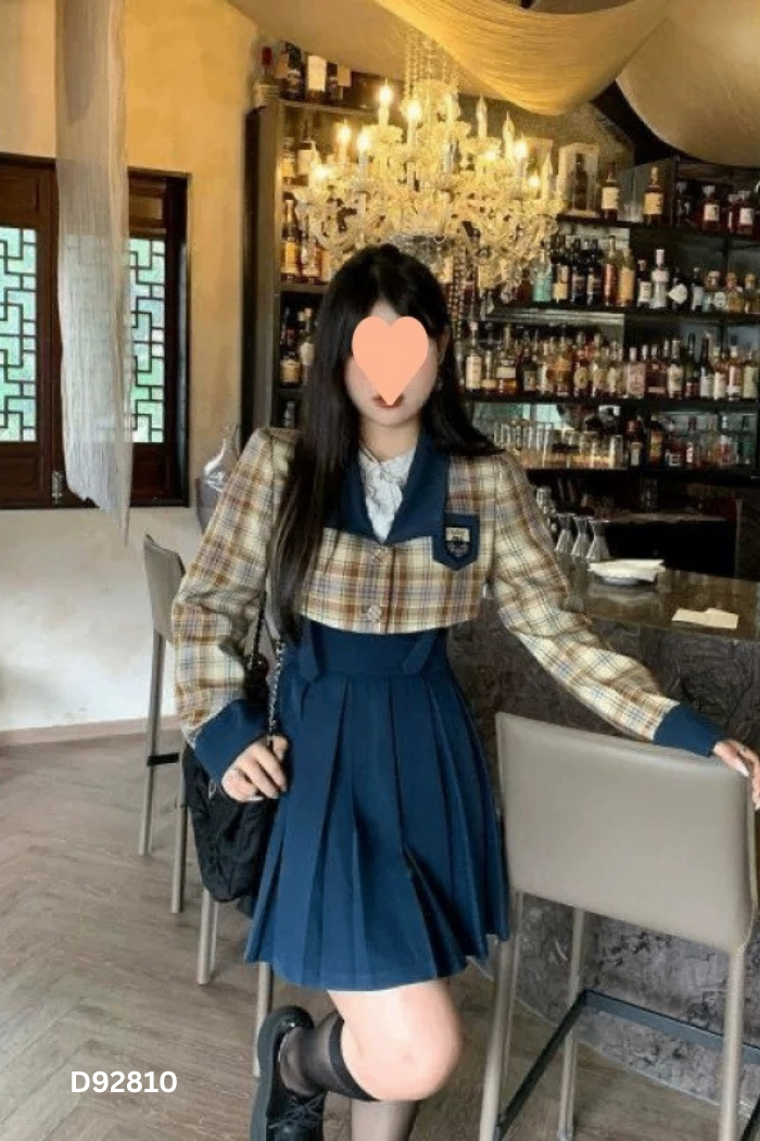 Áo xanh kẻ be đỏ