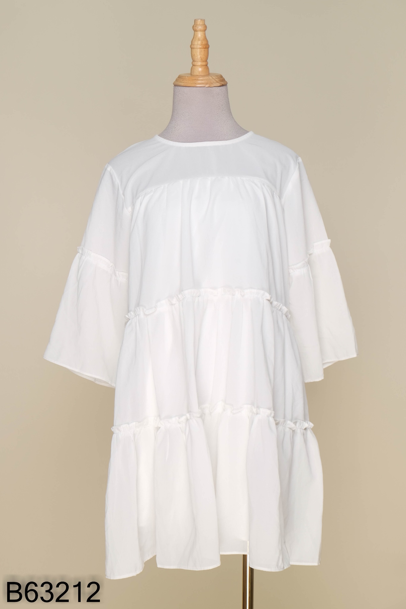 Váy baby doll trắng dúm