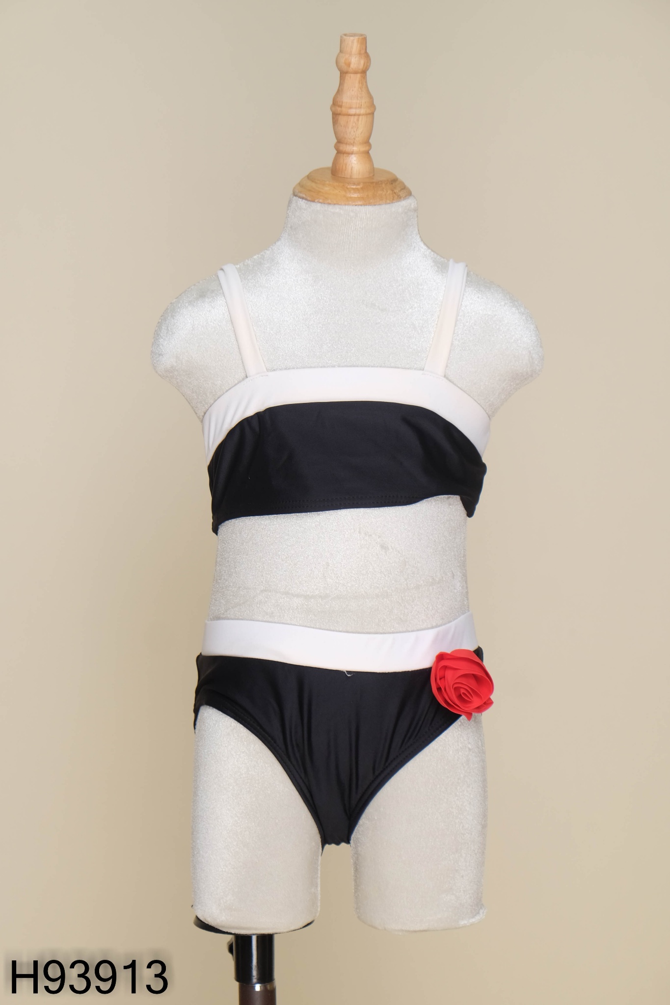 NEWTAG SET Bikini đen phối be đính hoa KIDS