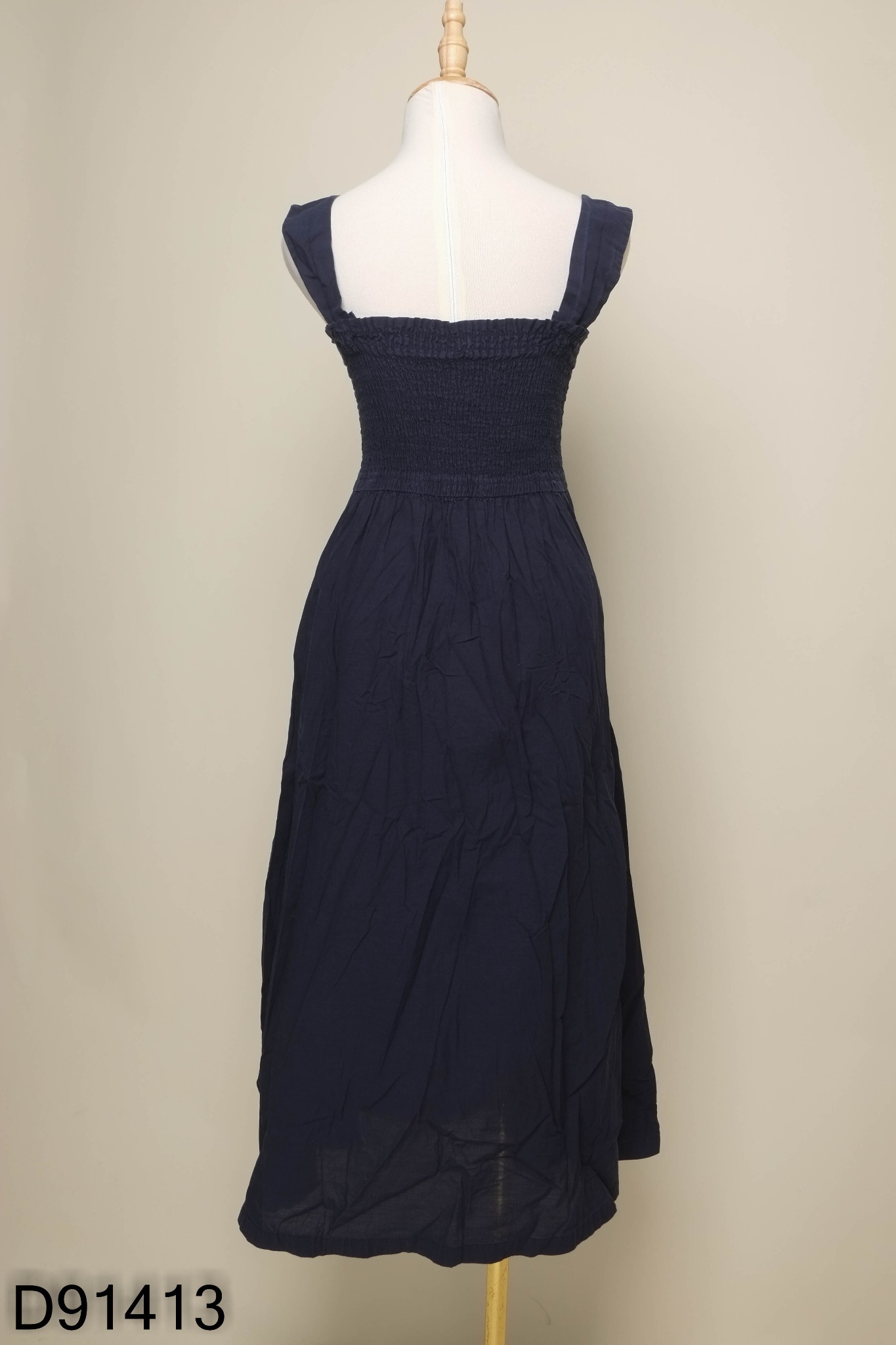 Váy xanh than UNIQLO chun ngực (KÈM LÓT)