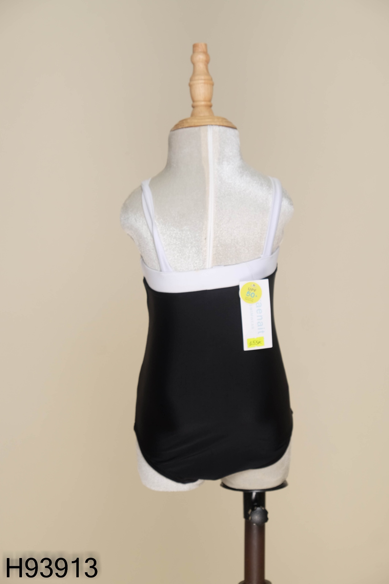 NEWTAG Bikini đen viền trắng đính hoa KIDS