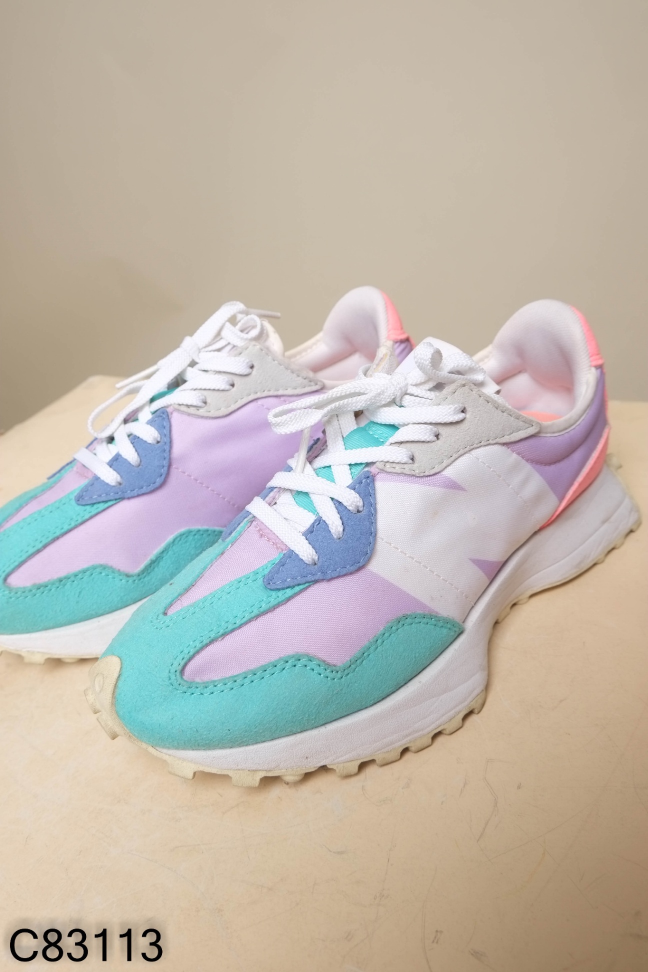 Giày sneaker NEW BALANCE phối màu sắc