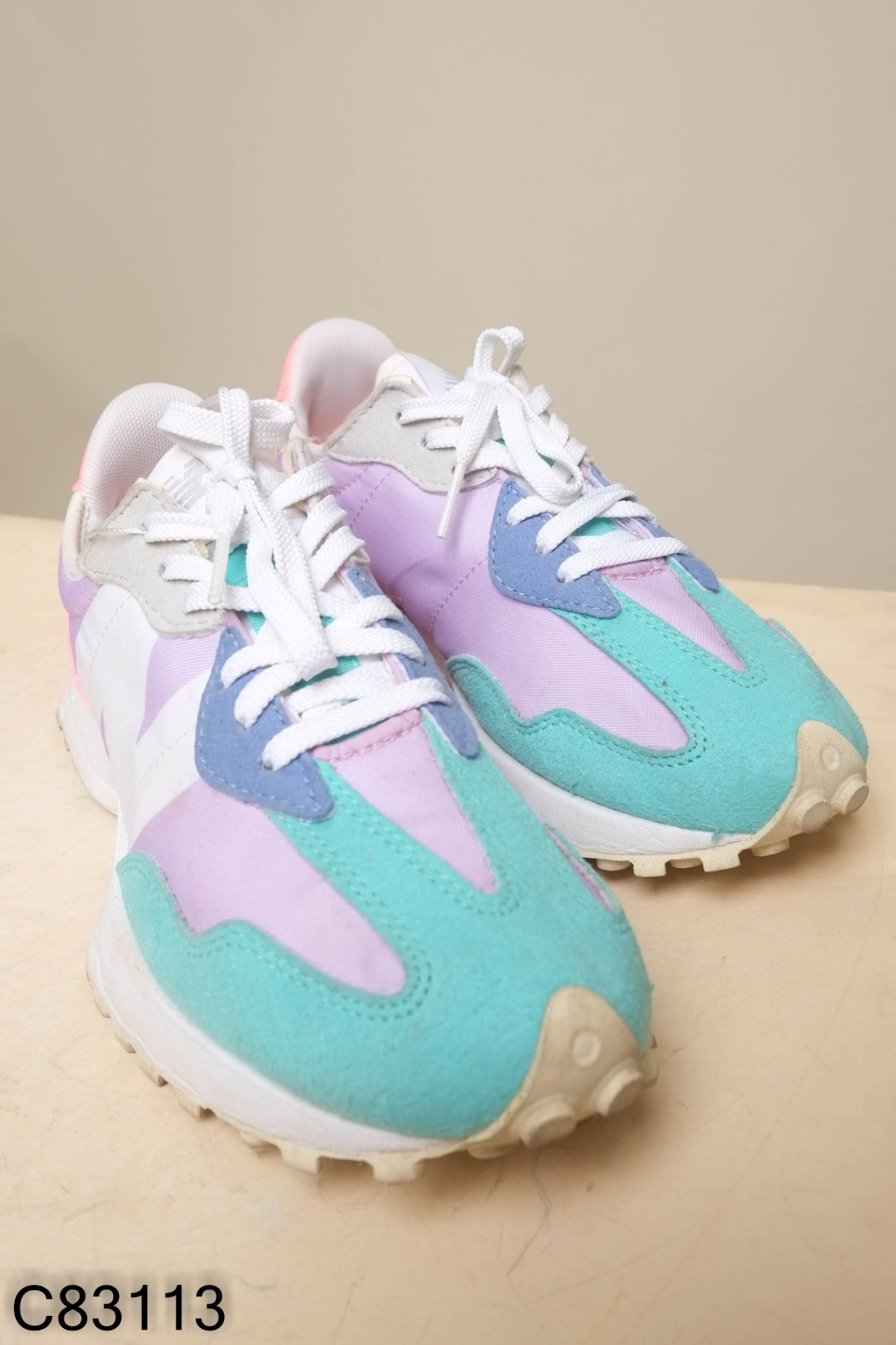 Giày sneaker NEW BALANCE phối màu sắc