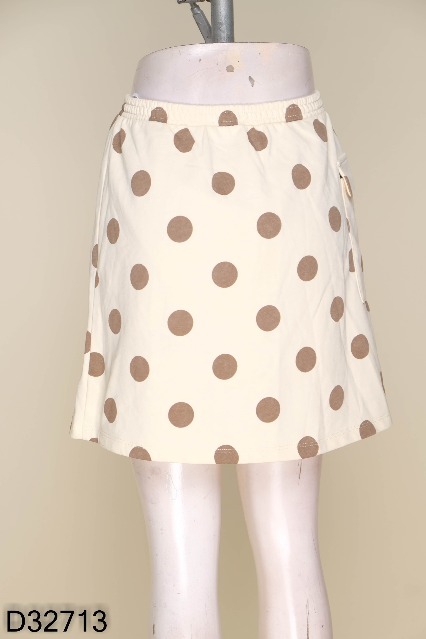 NEWTAG Chân váy be IVY MODA chấm bi KIDS