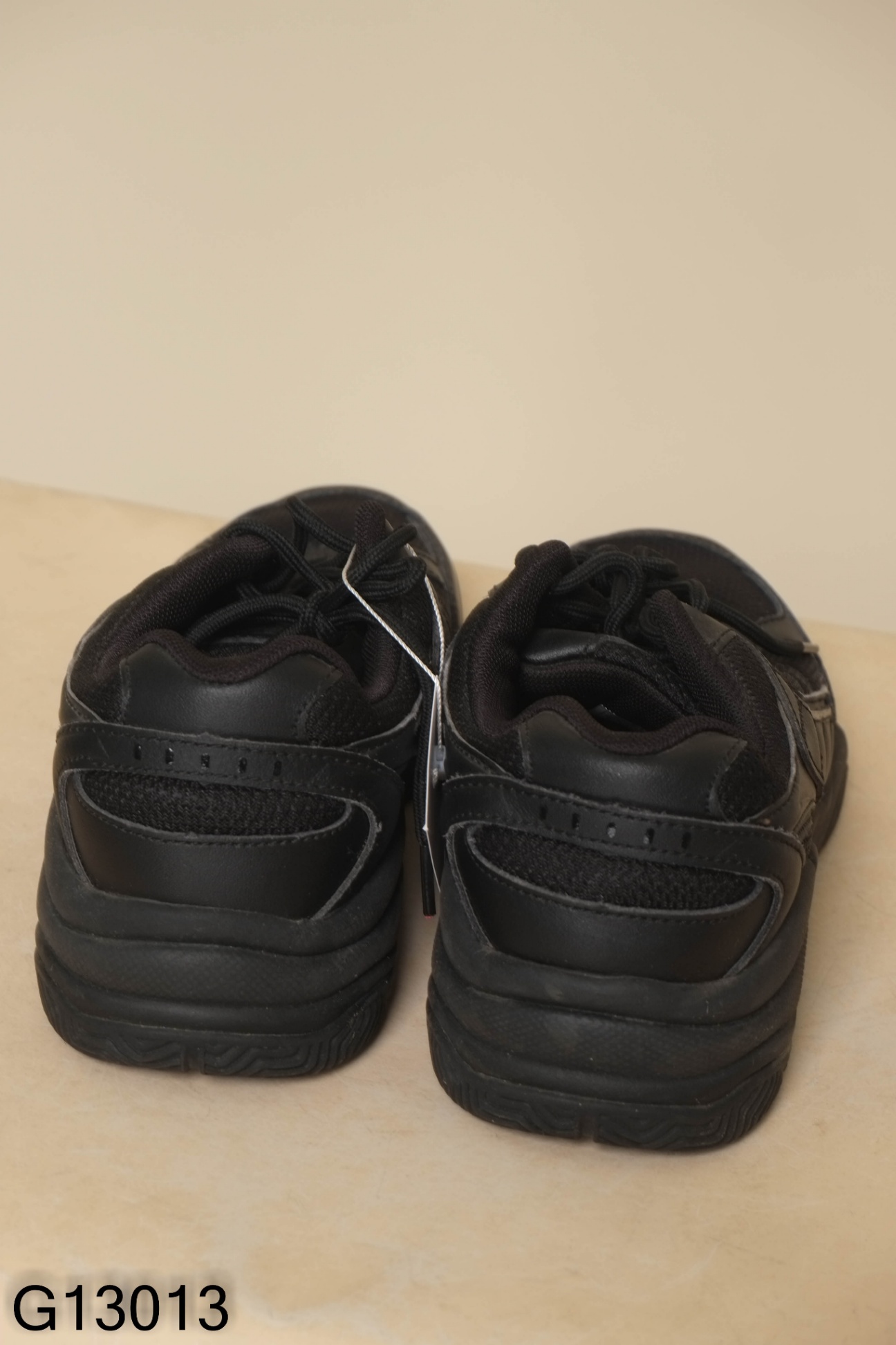 Giày sneaker SHOOPEN đen