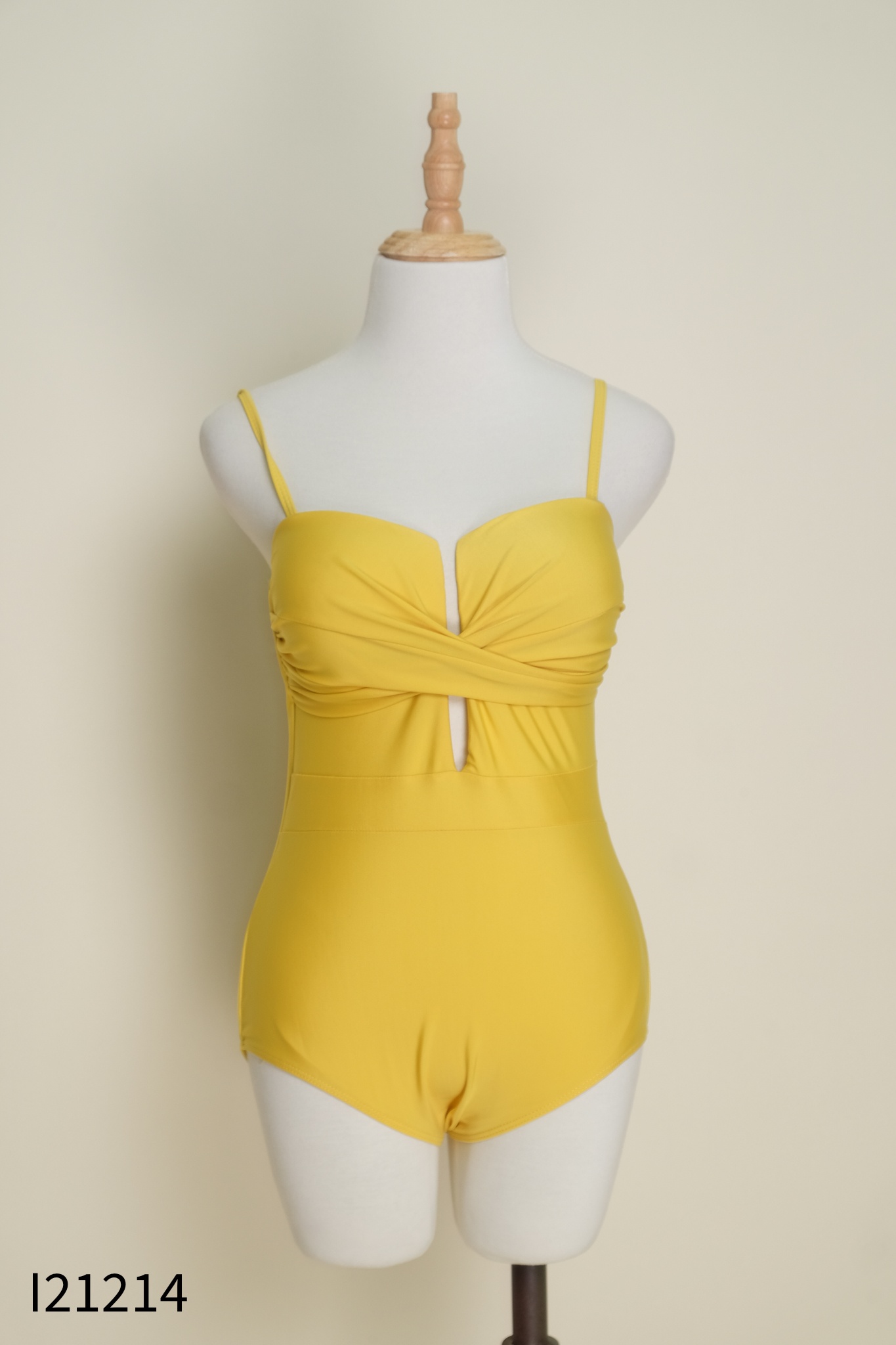 SET Bikini vàng + khăn đính ngọc