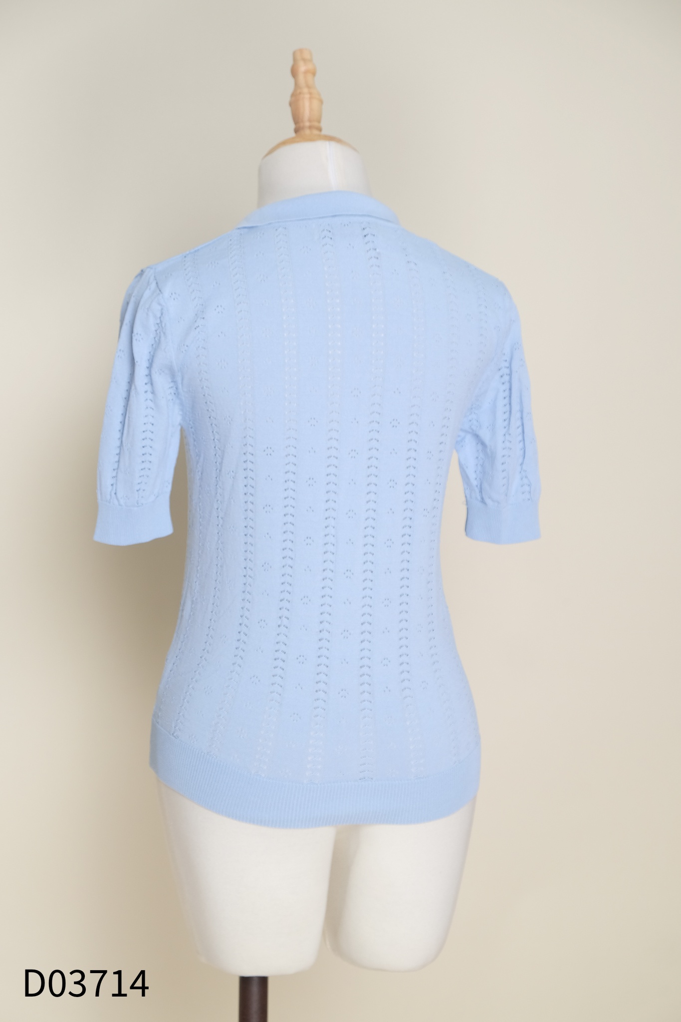 Áo D.CHIC xanh cổ polo