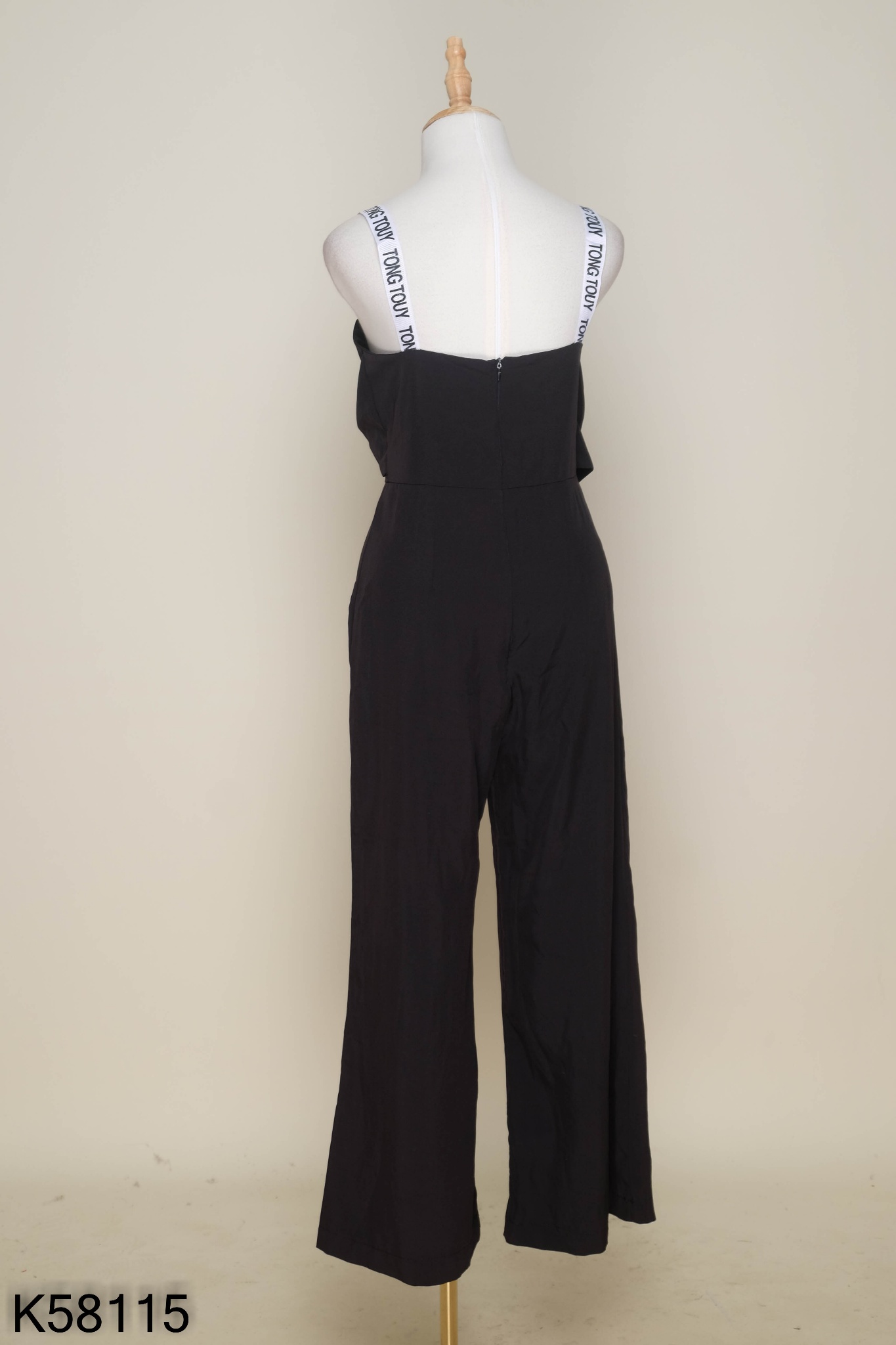 Jumpsuit 2s đen xoắn kiểu