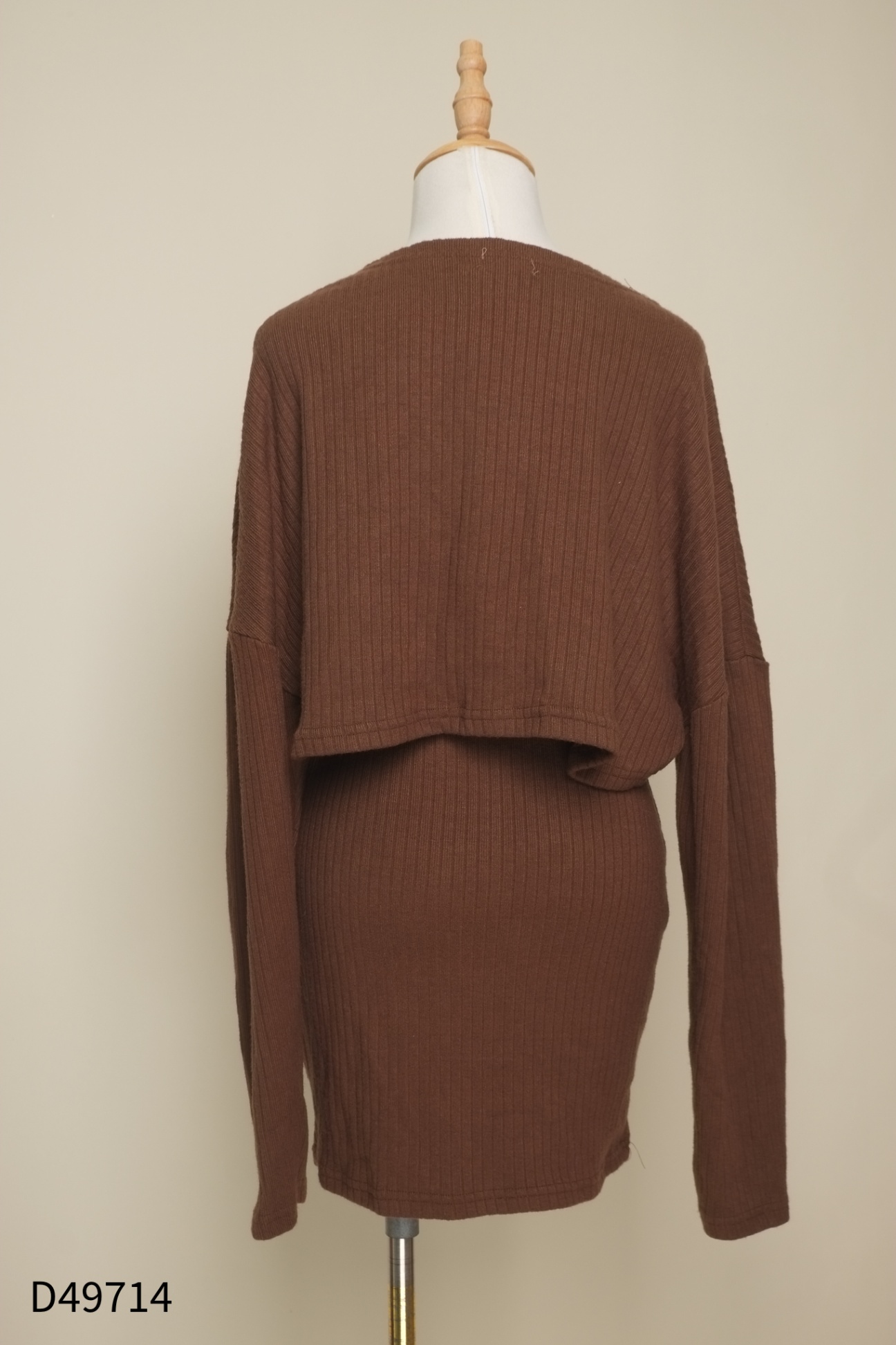SET Len nâu cardigan + váy quây