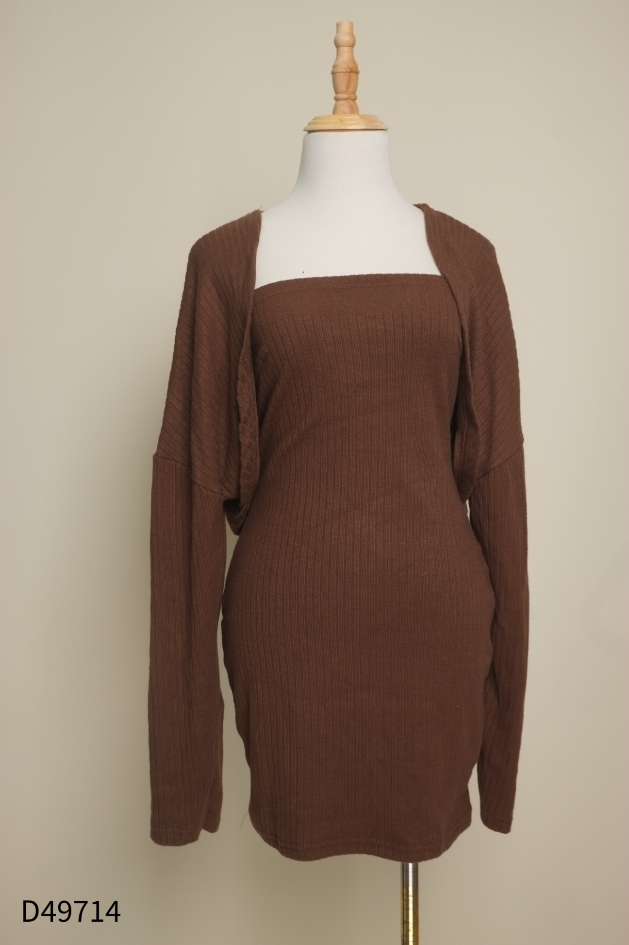 SET Len nâu cardigan + váy quây