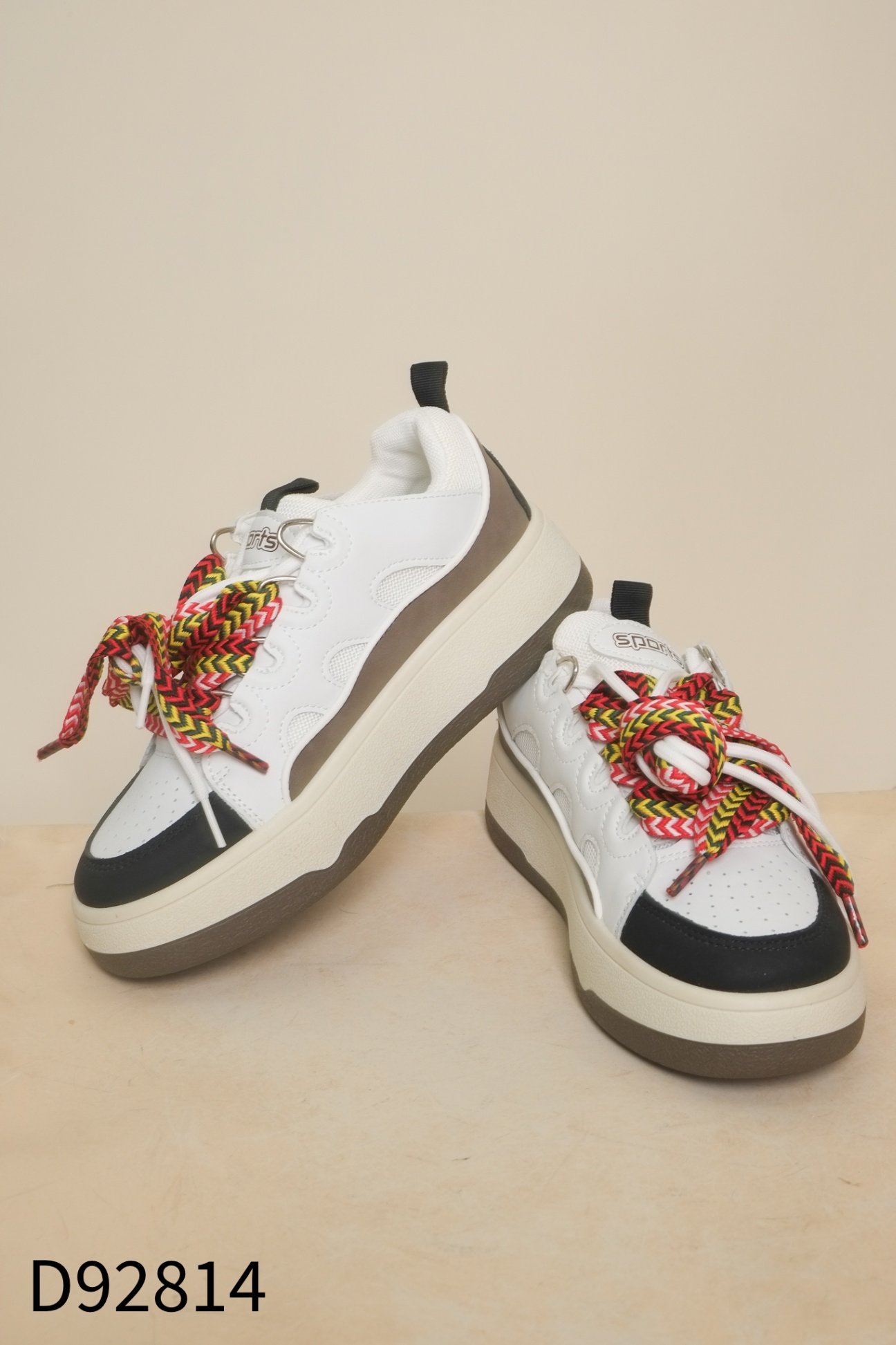 NEW giày sneakers trắng đen be