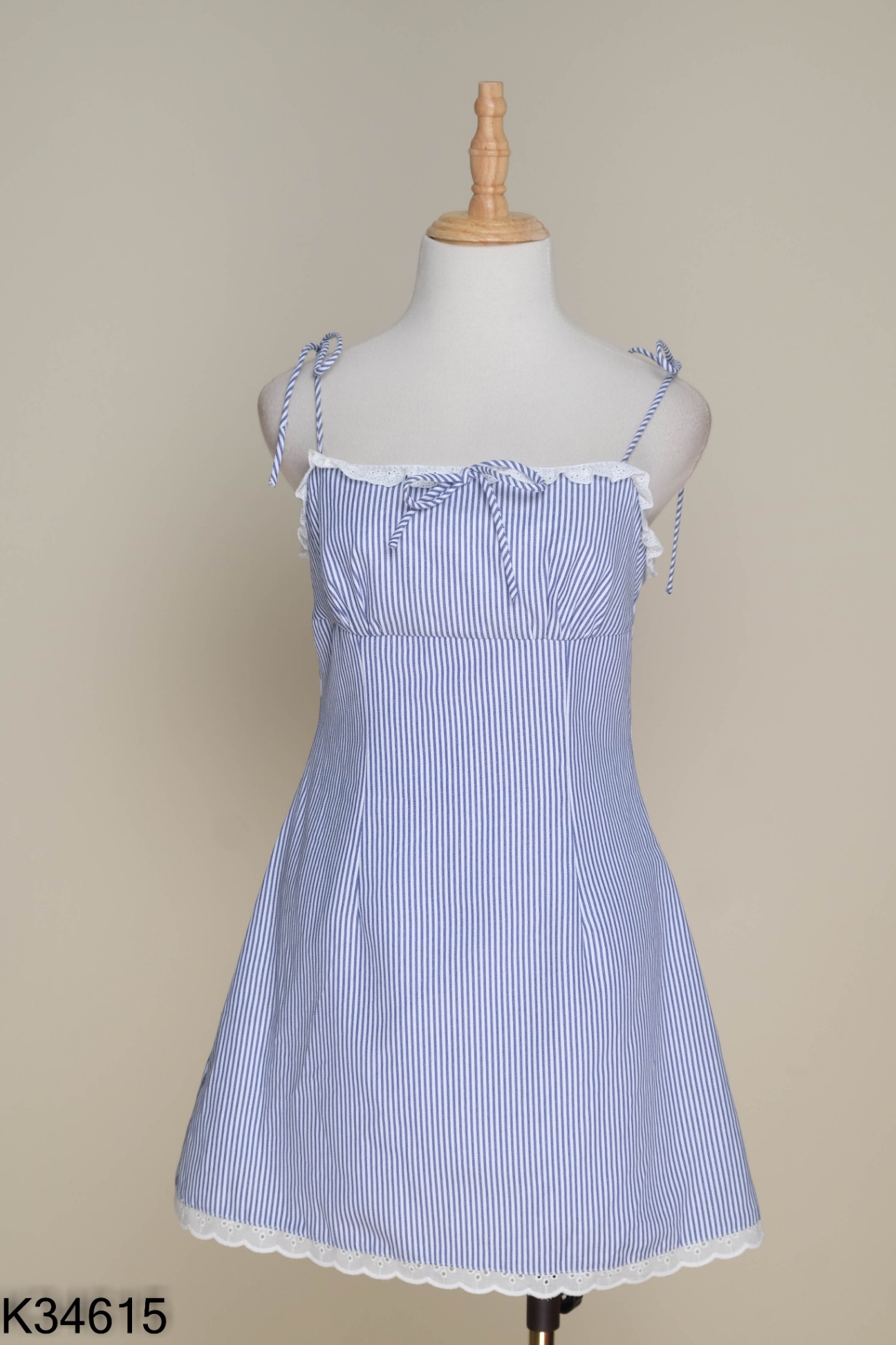 Váy 2s WEAR KIDO STUDIO linen trắng xanh