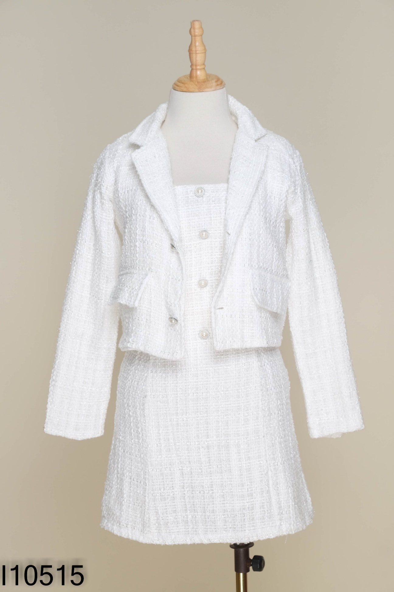 SET Áo dạ tweed trắng + váy trắng hai dây