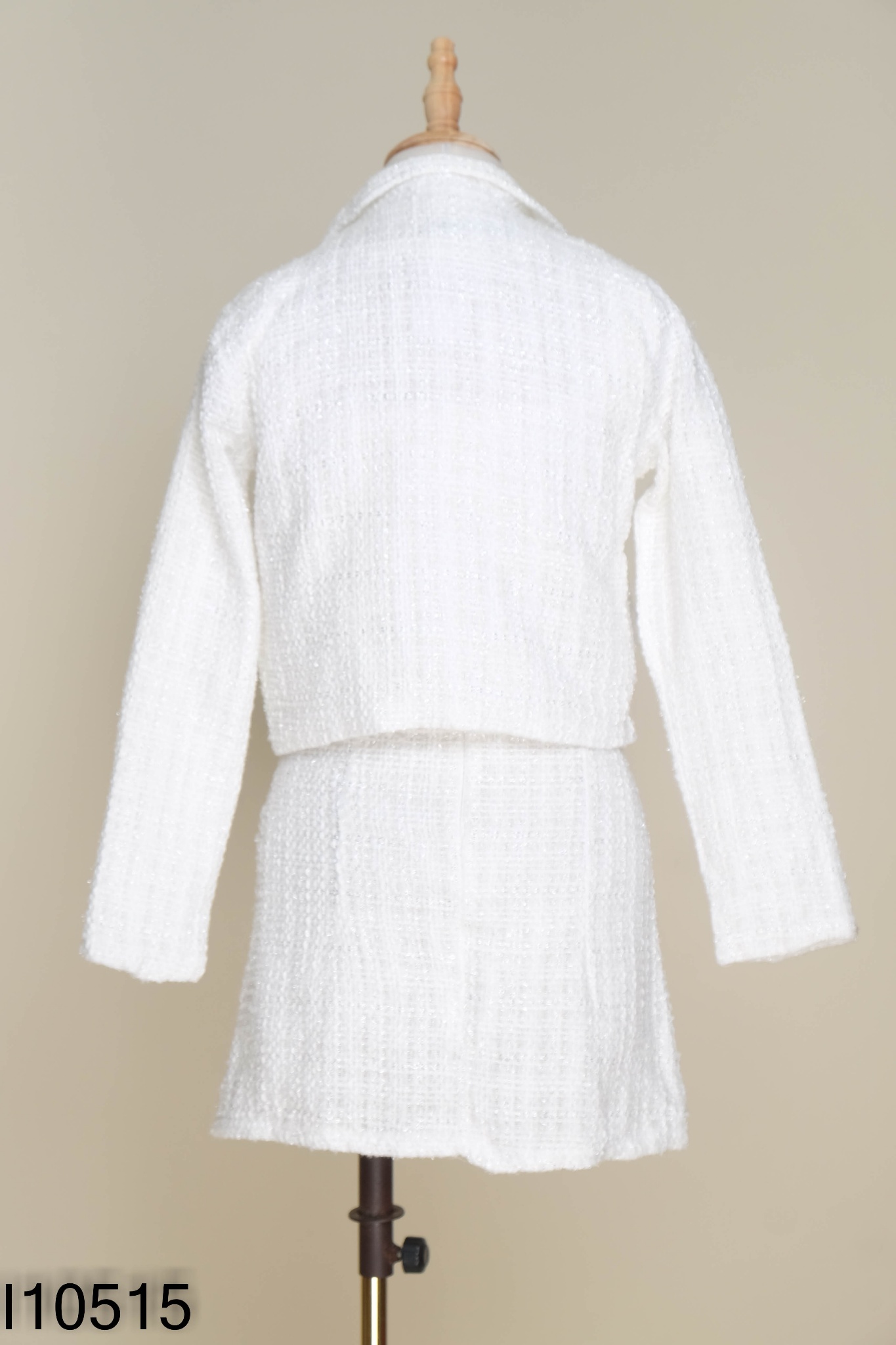 SET Áo dạ tweed trắng + váy trắng hai dây