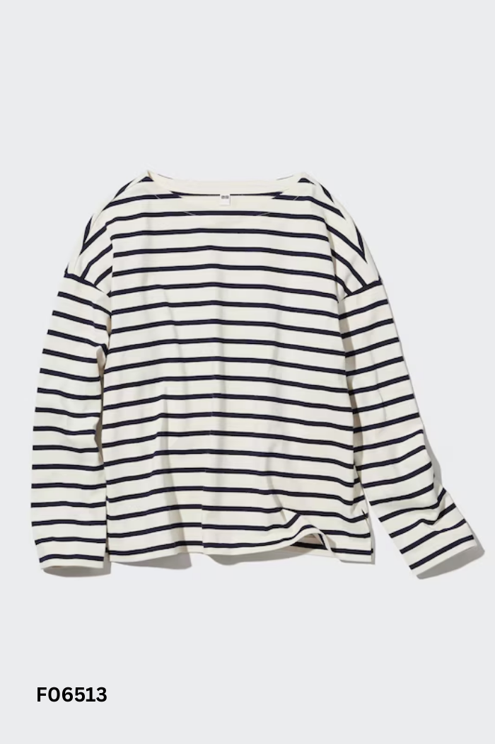 Áo be UNIQLO kẻ đen