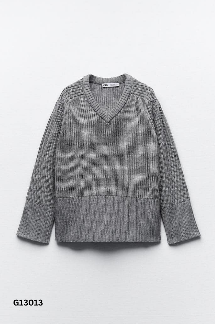 Áo len xám ZARA cổ tim