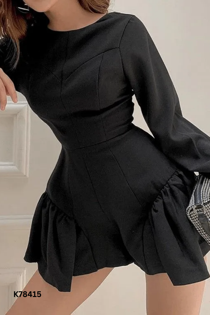 Jumpsuit đen trơn
