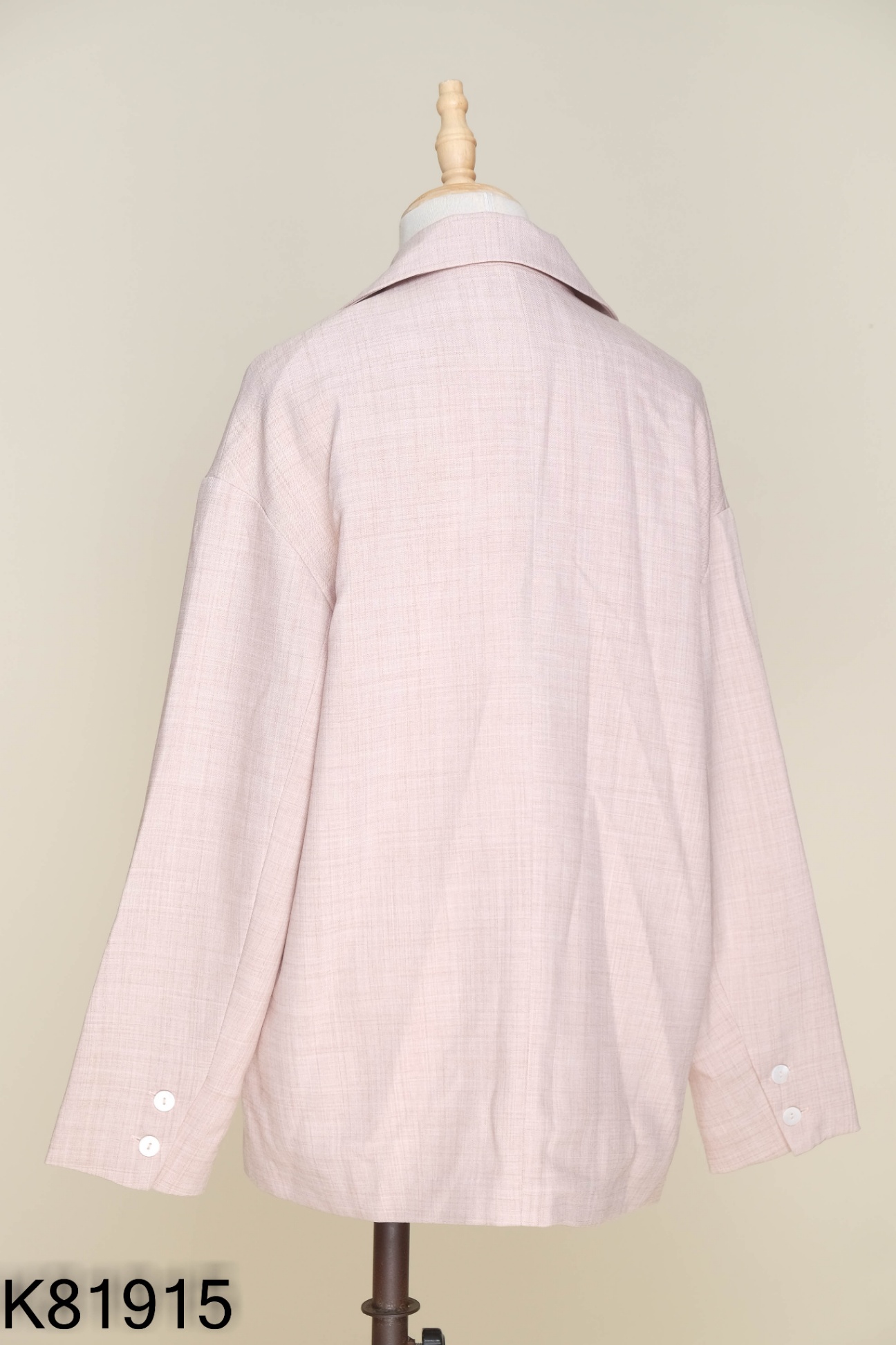 Áo blazer hồng 2 cúc