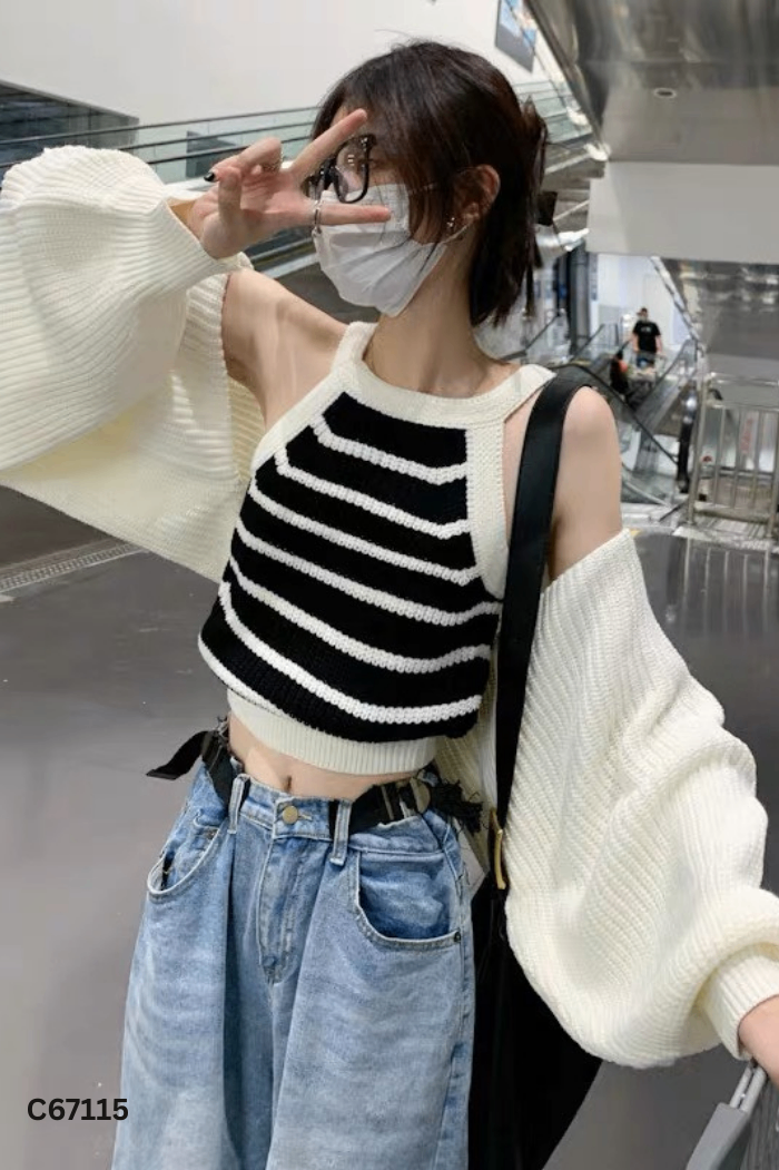 Set Áo len đen kẻ trắng + áo khoác