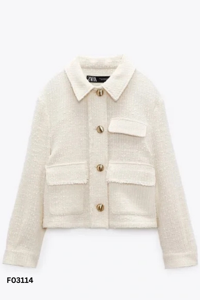 Áo dạ trắng ZARA cúc vàng