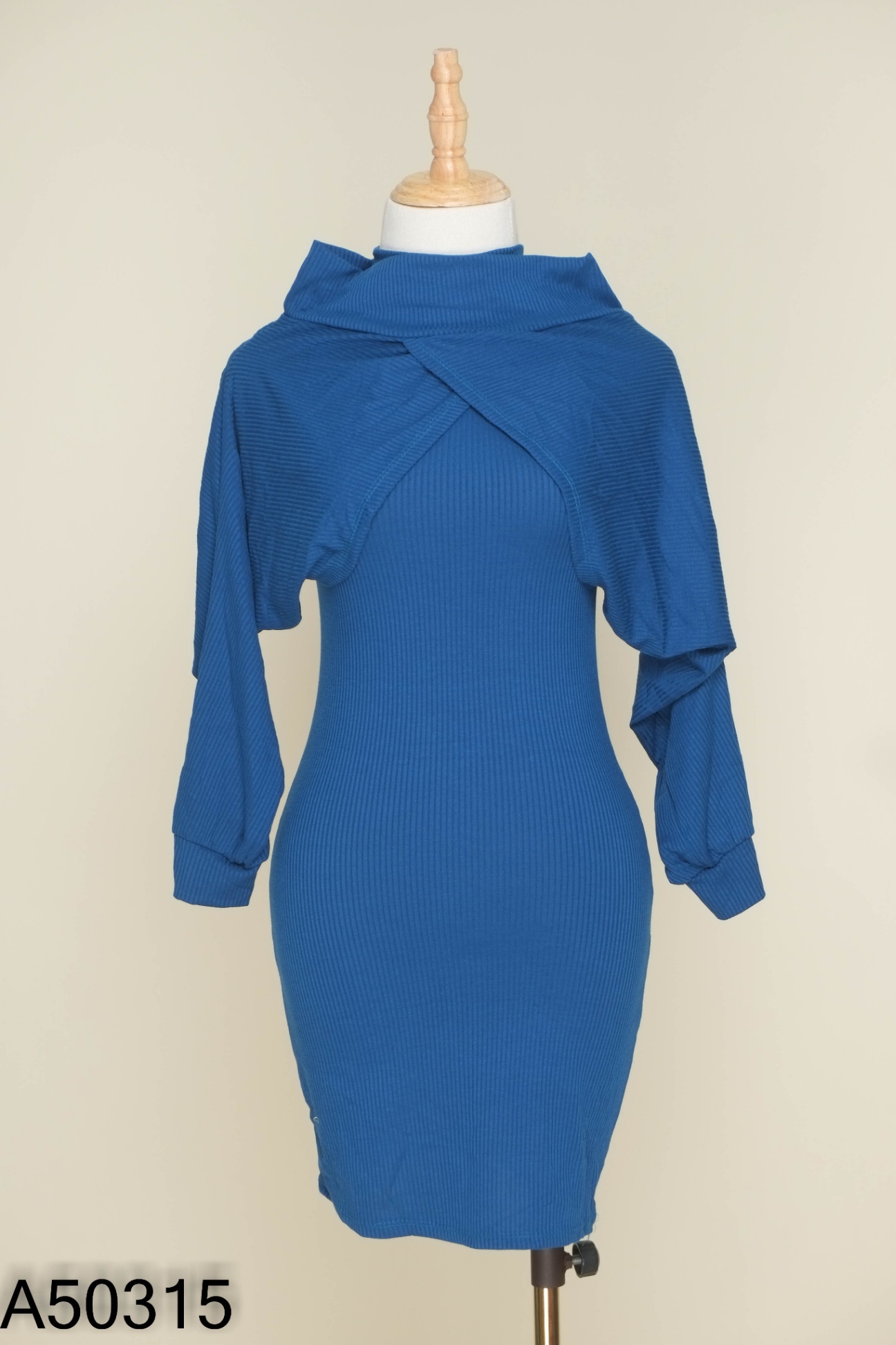 SET Thun tăm xanh dương váy sát nách + áo croptop