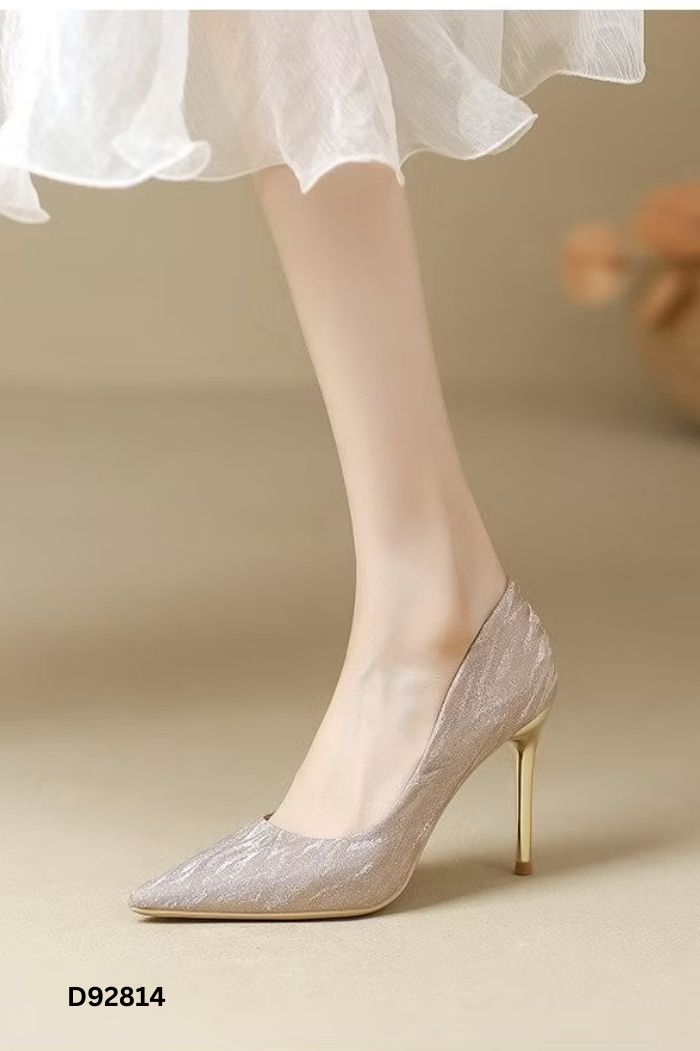 NEW Giày cao gót be nhũ lấp lánh
