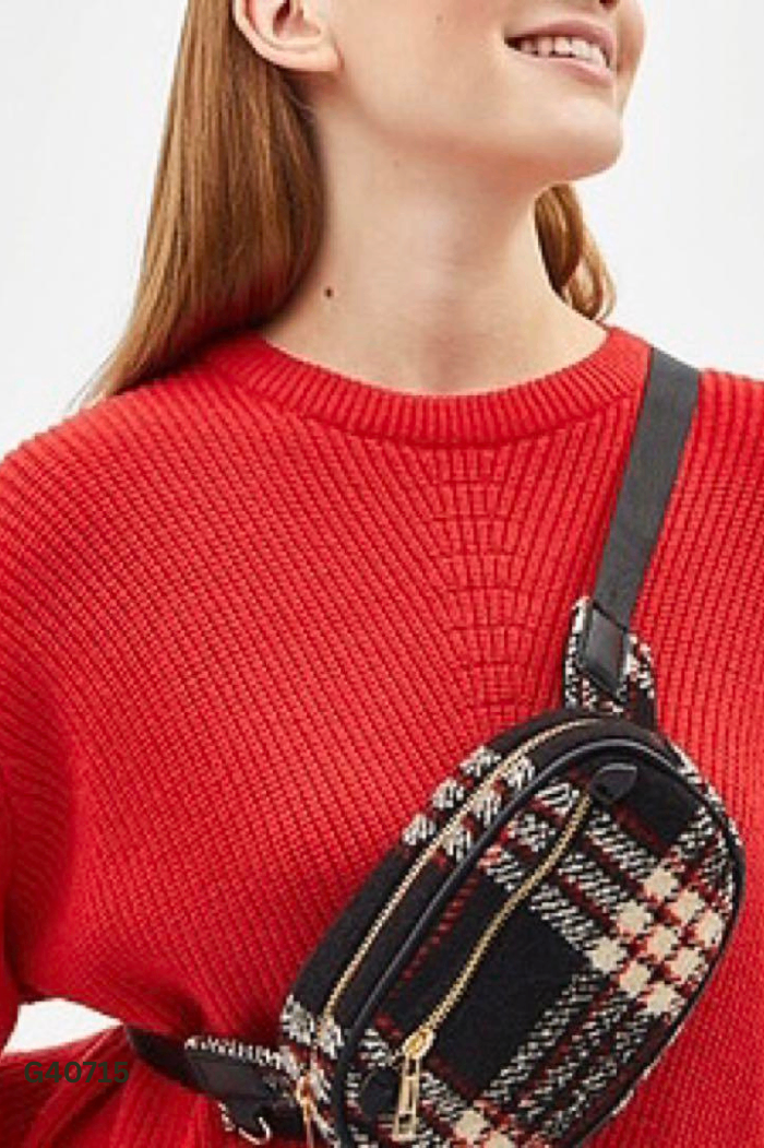 Túi BERSHKA dạ đen kẻ