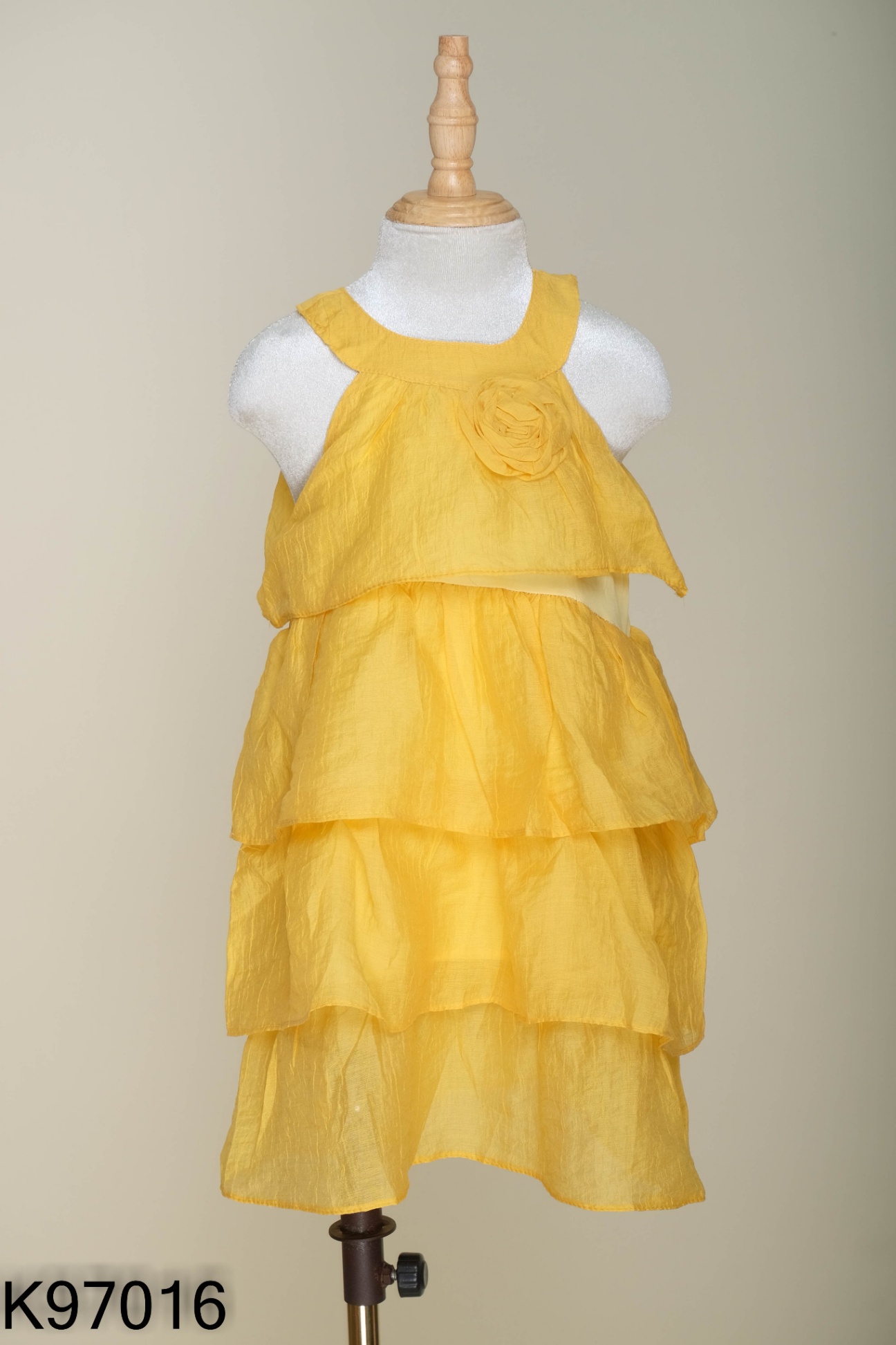 Váy vàng xếp tầng KIDS
