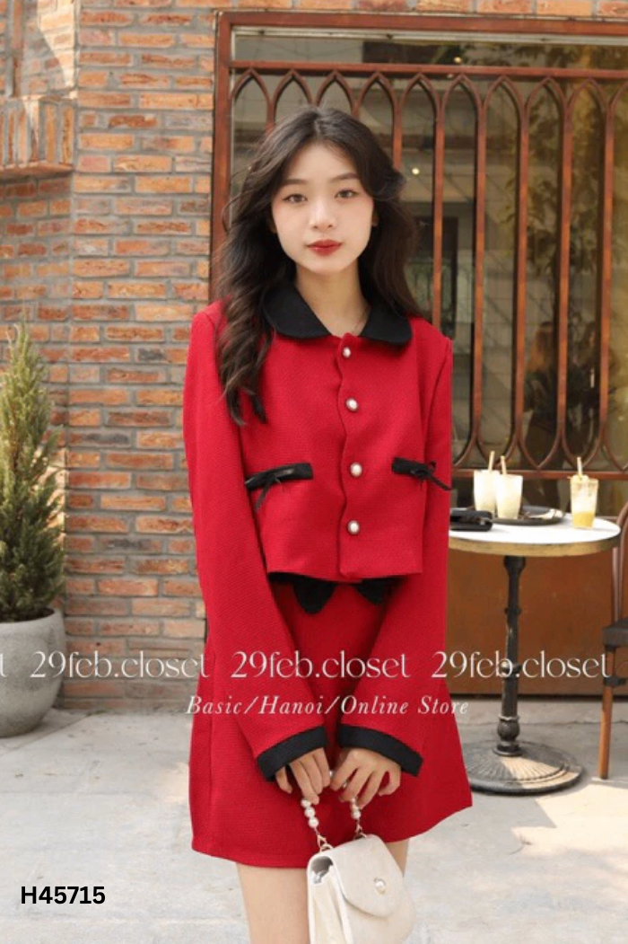 SET Áo đỏ cổ đen + chân váy