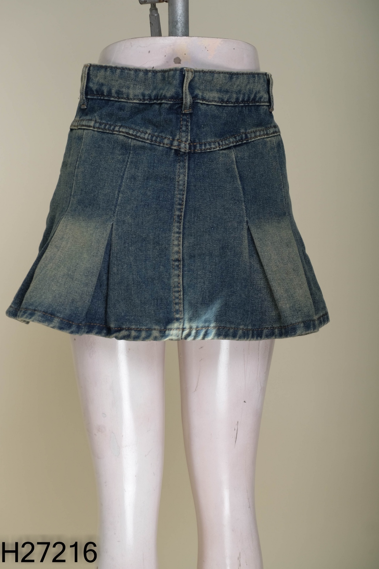 Chân váy jeans xanh vàng xếp ly