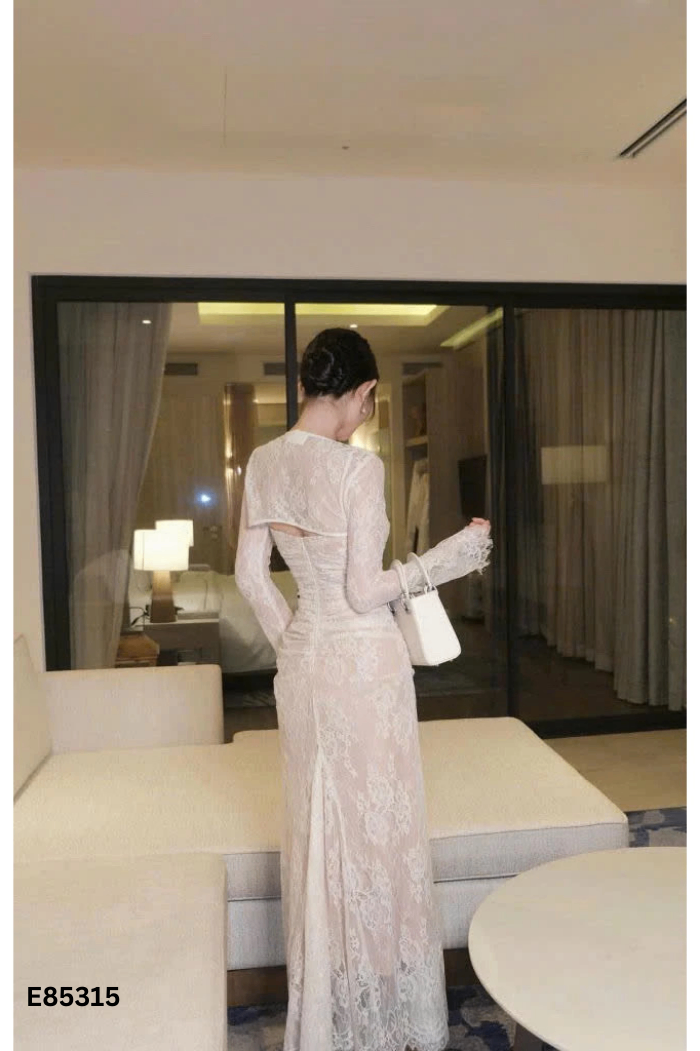 NEWTAG Váy hai dây ren trắng kèm áo