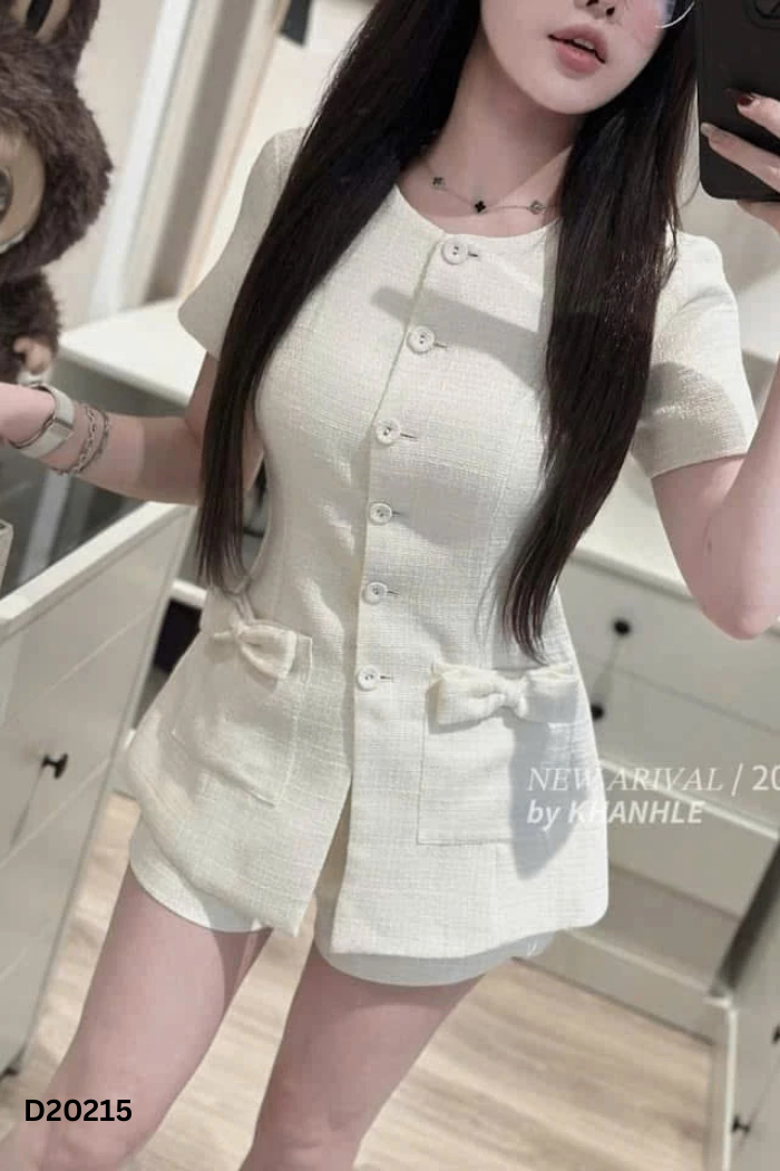 NEWTAG Set Áo dạ trắng phối cúc nơ + quần shorts
