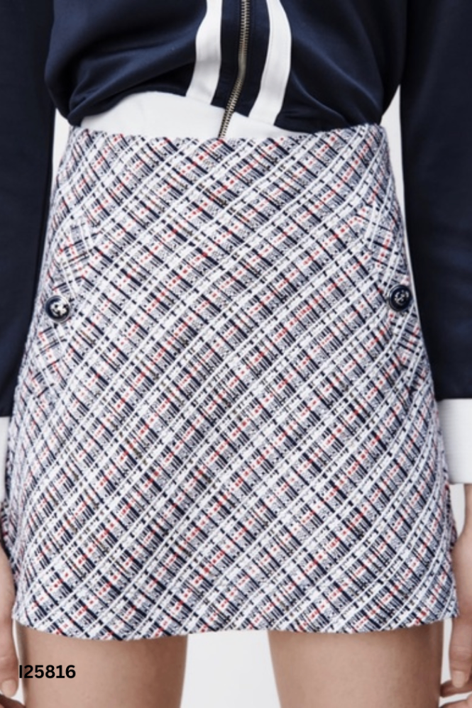 Chân váy ZARA dạ trắng xanh đỏ