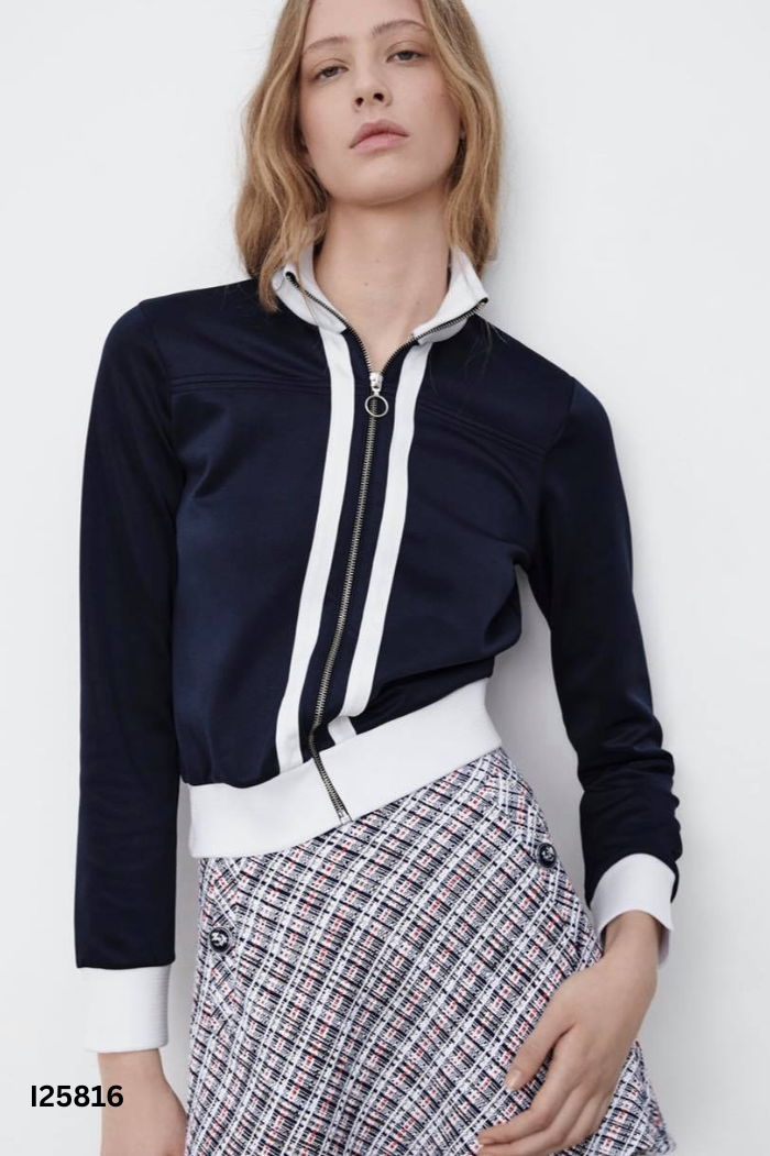 Chân váy ZARA dạ trắng xanh đỏ