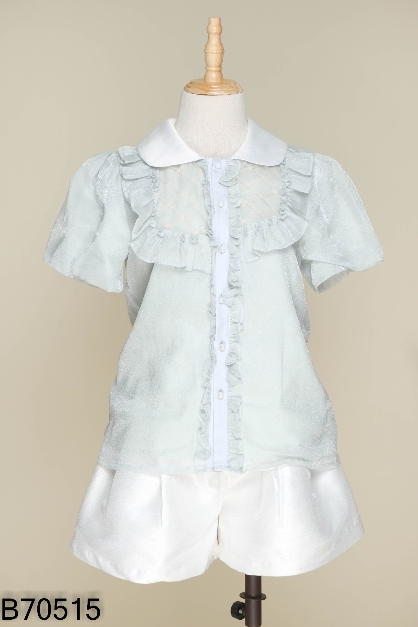 SET Áo xanh cổ trắng + quần short trắng
