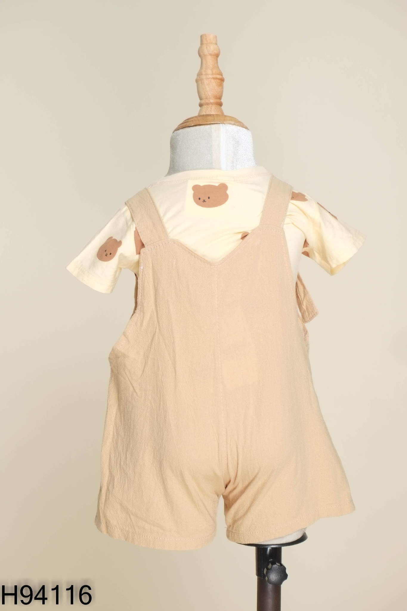 Set áo thun hình gấu+yếm kids